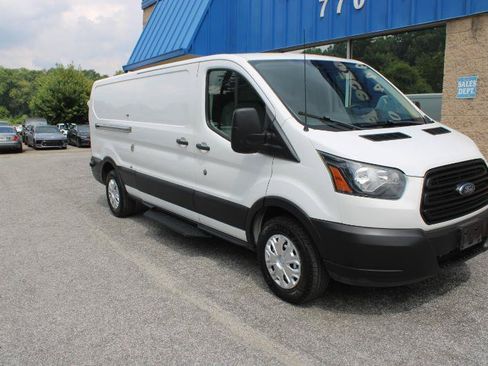 Used 2019 Ford Transit 250 148 Low Roof RWD image 22