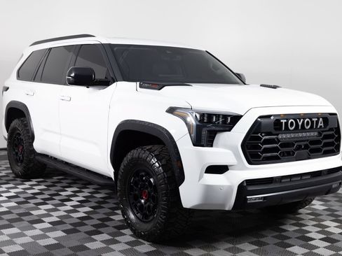 Used 2023 Toyota Sequoia TRD Pro AWD/4WD image 11