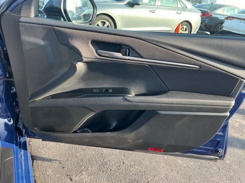 Used 2025 Toyota Camry LE image 29