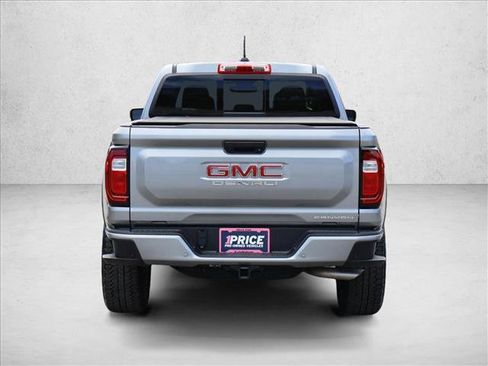 Used 2025 GMC Canyon Denali AWD/4WD image 7