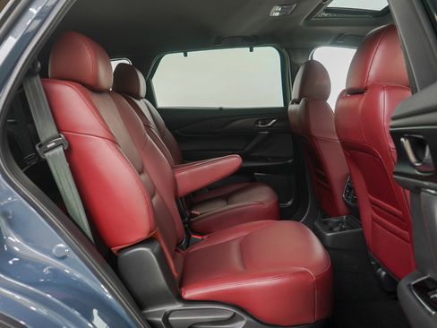 Used 2023 MAZDA CX-9 Carbon Edition image 13