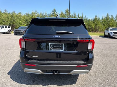 Used 2025 Ford Explorer Platinum RWD image 21