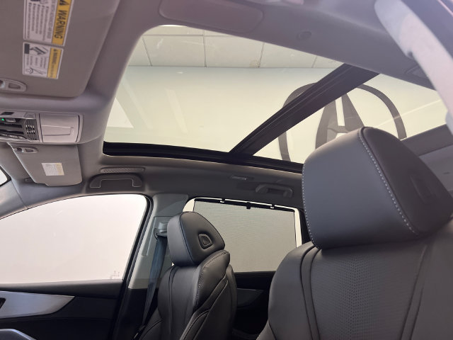 Certified 2026 Acura MDX w/ Technology Package AWD/4WD image 8