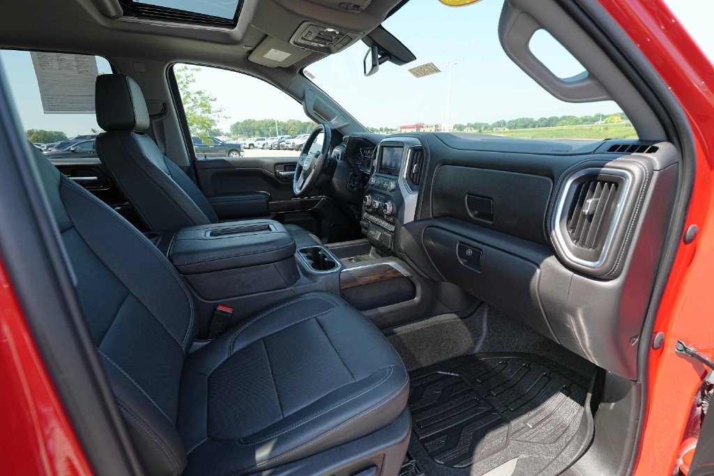 Used 2022 GMC Sierra 1500 SLT w/ SLT Premium Package AWD/4WD image 25