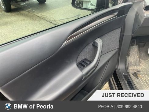 Used 2023 Tesla Model X image 12