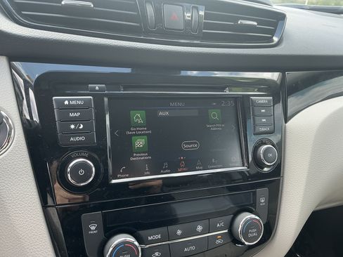 Used 2022 Nissan Rogue Sport SL w/ Premium Package AWD/4WD image 20