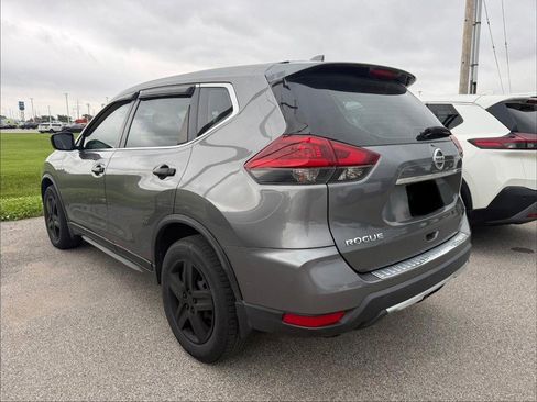 Used 2020 Nissan Rogue S FWD image 3