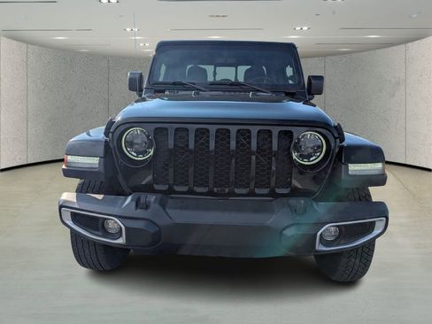 Used 2023 Jeep Gladiator Sport image 8
