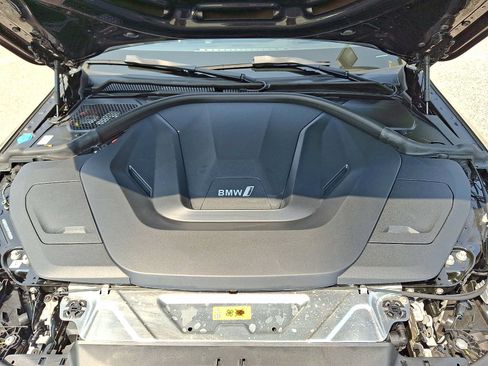 Used 2023 BMW i4 eDrive35 w/ Premium Package RWD image 29
