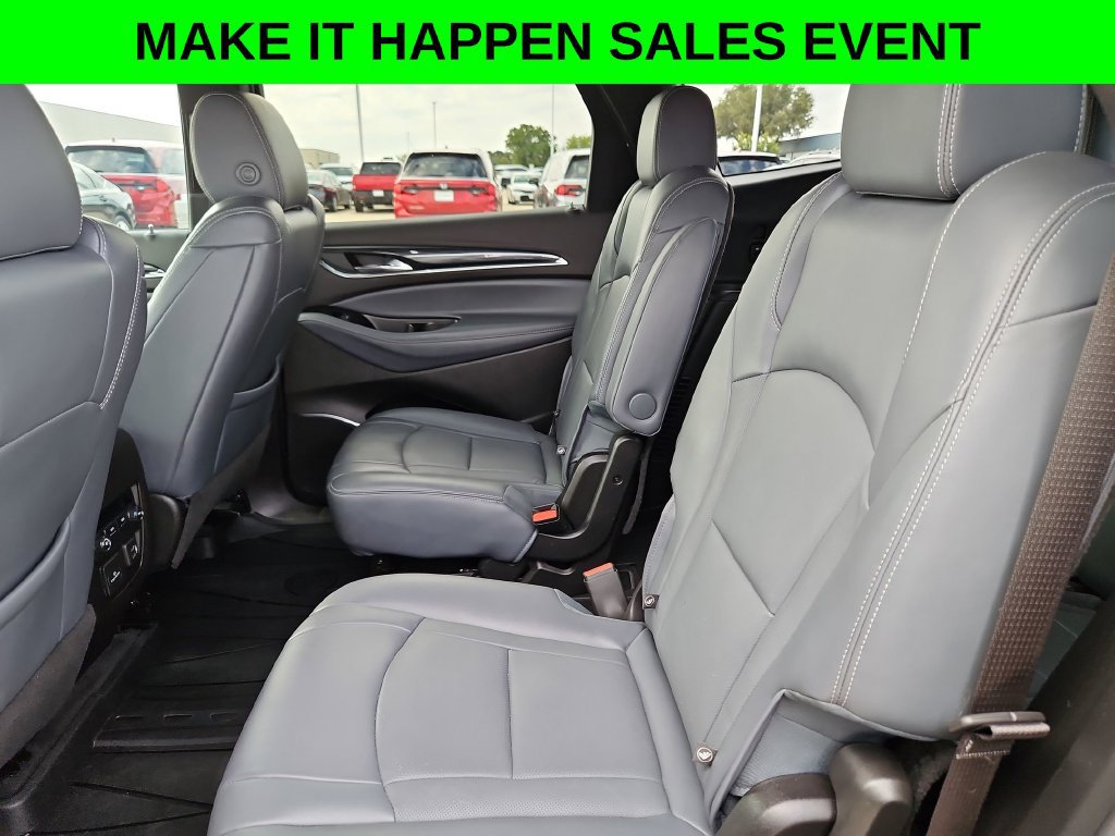 Used 2022 Buick Enclave Essence w/ Experience Buick Package FWD image 15