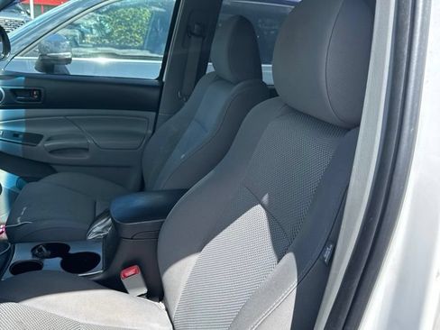 Used 2012 Toyota Tacoma 4x4 Double Cab w/ TRD Sport Pkg image 10