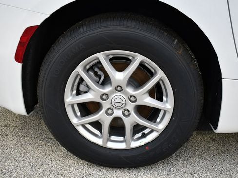 New 2026 Chrysler Pacifica Select image 6