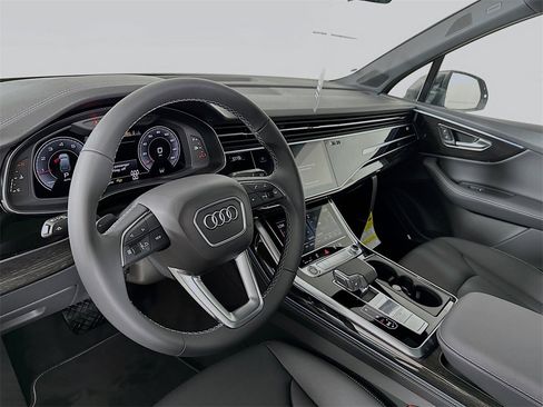 New 2025 Audi Q7 3.0T Premium Plus image 10
