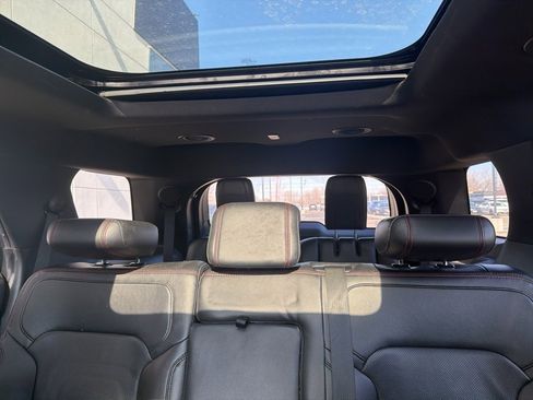 Used 2018 Ford Explorer Sport image 7