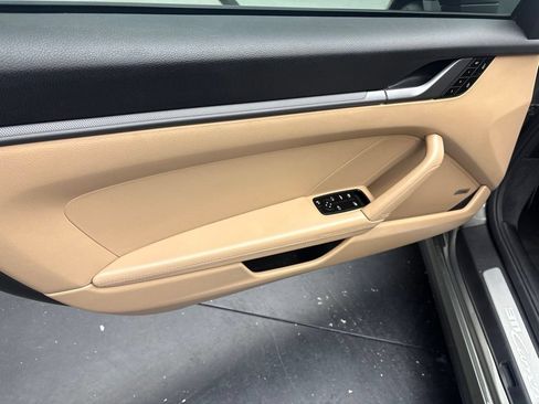 Certified 2020 Porsche 911 Carrera RWD image 4