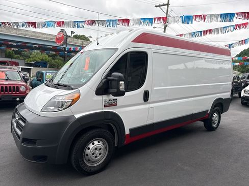 Used 2017 RAM ProMaster 2500 FWD image 9