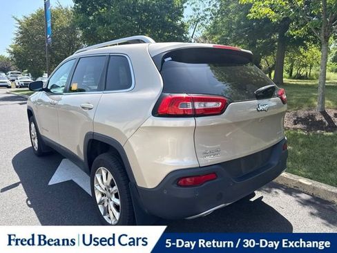 Used 2014 Jeep Cherokee Limited w/ Technology Group AWD/4WD image 5