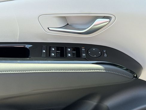 New 2026 Hyundai Tucson Limited AWD/4WD image 15