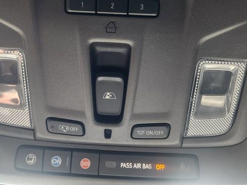 Used 2019 GMC Sierra 1500 SLT w/ SLT Premium Plus Package AWD/4WD image 34