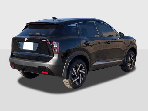 New 2026 Nissan Kicks SV w/ SV Premium Package image 6