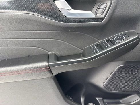 Used 2024 Ford Escape ST-Line image 13