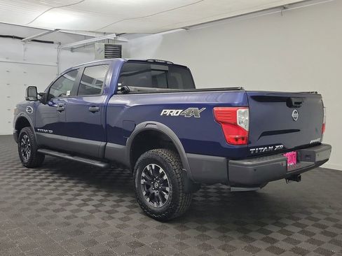 Used 2017 Nissan Titan PRO-4X image 3
