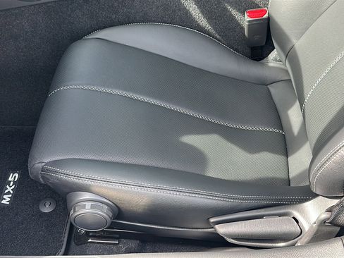 New 2025 MAZDA MX-5 Miata Grand Touring image 12