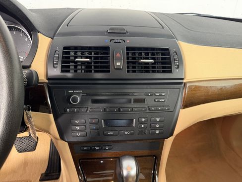 Used 2009 BMW X3 xDrive30i AWD/4WD image 16