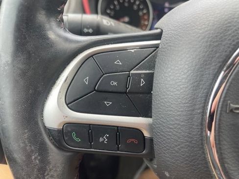 Used 2020 Jeep Compass Trailhawk AWD/4WD image 19