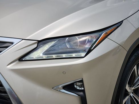 Used 2019 Lexus RX 350 FWD w/ Navigation Package image 9
