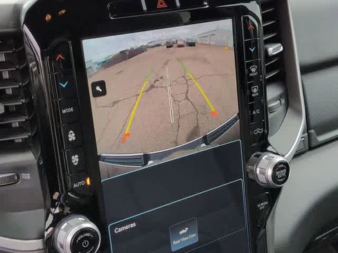 Used 2023 RAM 1500 Big Horn image 28