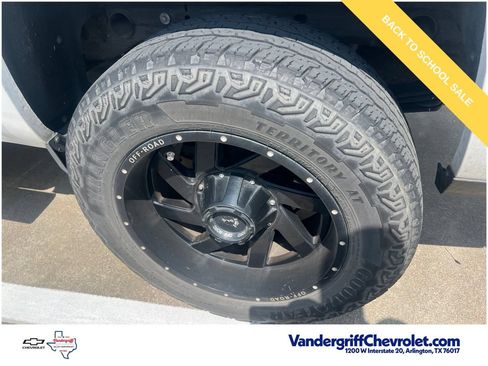 Used 2018 Chevrolet Silverado 1500 LT w/ Texas Edition RWD image 14