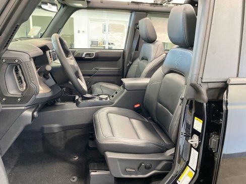 New 2025 Ford Bronco Outer Banks image 16