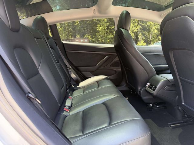 Used 2021 Tesla Model 3 Standard Range Plus RWD image 11