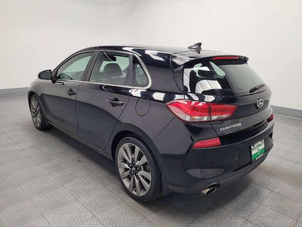 Used 2018 Hyundai Elantra GT Sport w/ Sport Tech Package 04 FWD image 3