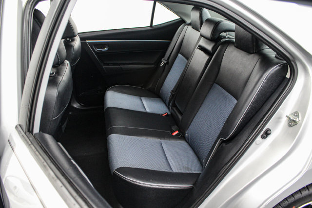 Used 2015 Toyota Corolla S FWD image 14