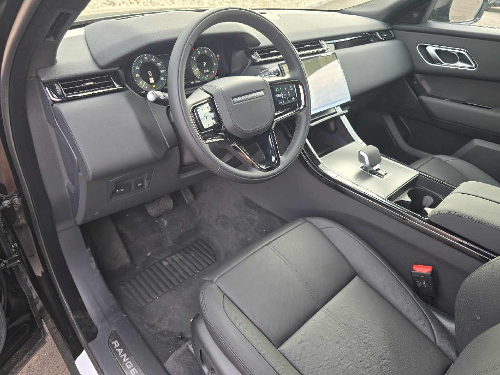 New 2026 Land Rover Range Rover Velar S AWD/4WD image 37