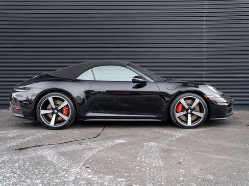 New 2026 Porsche 911 Carrera 4S image 11