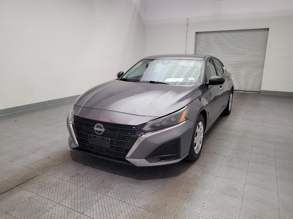 Used 2025 Nissan Altima 2.5 S FWD image 15