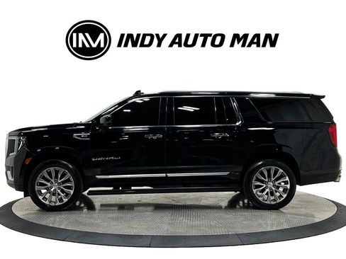 Used 2021 GMC Yukon XL Denali w/ Denali Premium Package AWD/4WD image 7