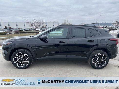 New 2026 Chevrolet Trax RS image 6