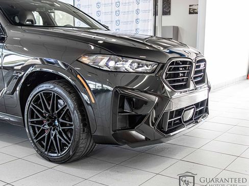 Used 2025 BMW X6 M Competition w/ Executive Package image 3