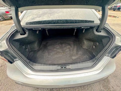 Used 2019 Nissan Maxima 3.5 SV w/ Floor Mat Group FWD image 12
