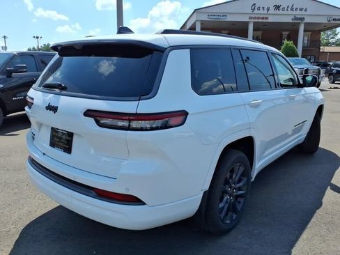 New 2026 Jeep Grand Cherokee L Limited AWD/4WD image 3