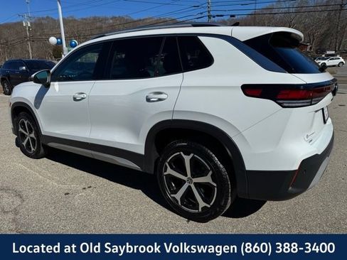 Used 2025 Volkswagen Tiguan SE AWD/4WD image 7
