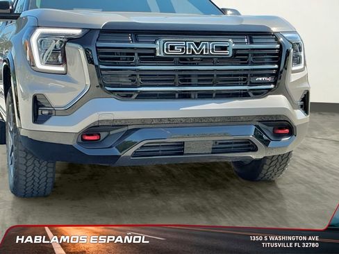 New 2026 GMC Terrain AT4 w/ LPO, Black Badging Package image 15