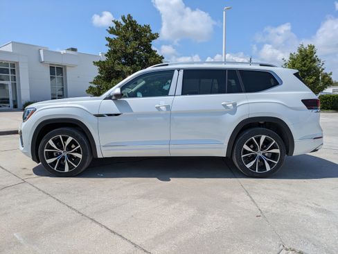 New 2026 Volkswagen Atlas SEL Premium R-Line AWD/4WD image 7