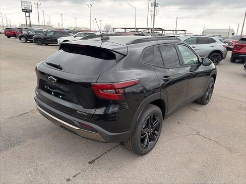 New 2026 Chevrolet Trax ACTIV w/ Driver Confidence Package image 6