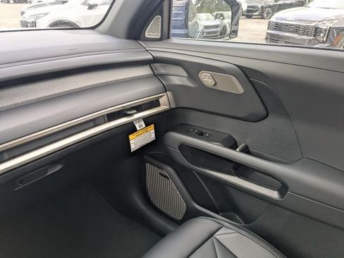 New 2027 Kia Telluride SX w/ Towing Package FWD image 19