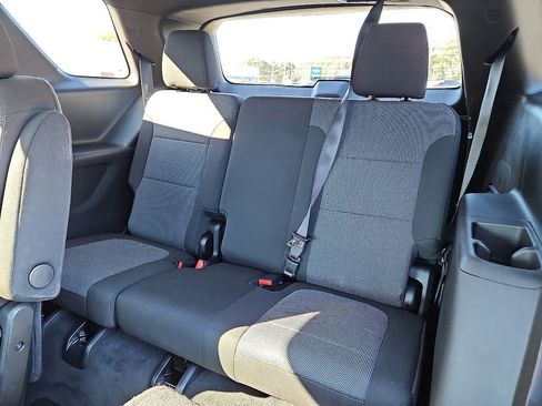 Certified 2023 Chevrolet Traverse LT image 8